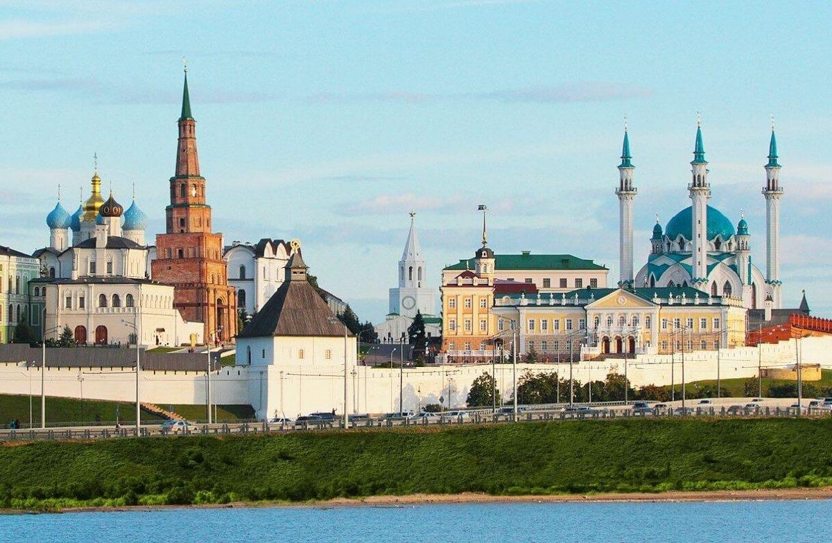 Казанский кремль&nbsp;&ndash; главная достопримечательность столицы Татарстана, которую без преувеличения можно назвать сердцем города.